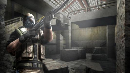 什么是穿越火线辅助瞄准软件？
穿越火线辅助瞄准软件是一种专为《穿越火线》游戏玩家设计的辅助工具。它能够帮助玩家提高射击的准确性和反应速度。通过自动瞄准和锁定目标等